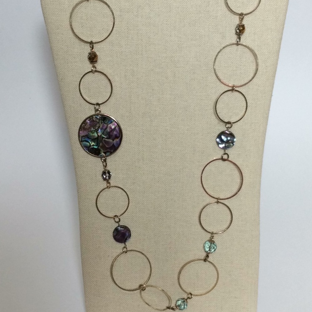 Gold Circle Necklace w/Iridescent Accents